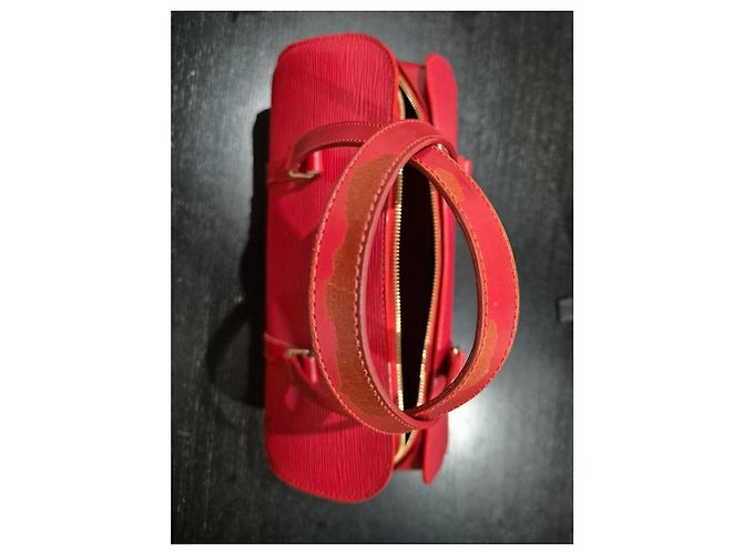 Soufflot Borsa Louis Vuitton in pelle Epi rossa Rosso - vista 6