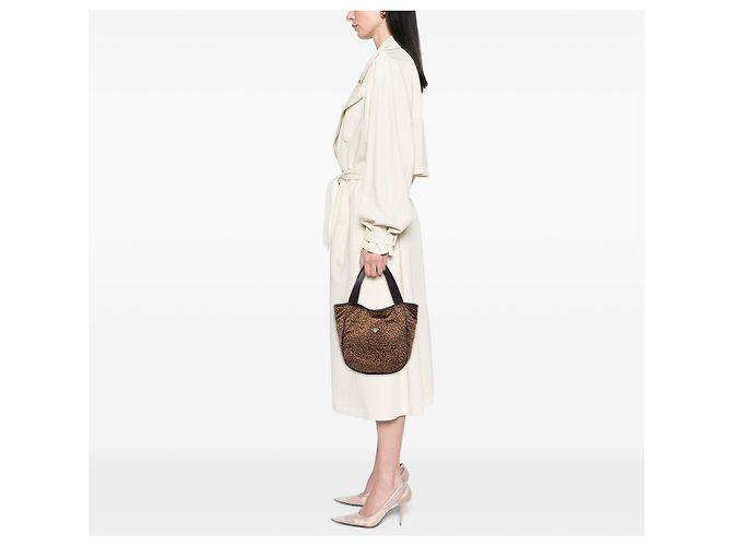 Borsa tote in nylon marrone con stampa leopardata Bottega Veneta - vista 7