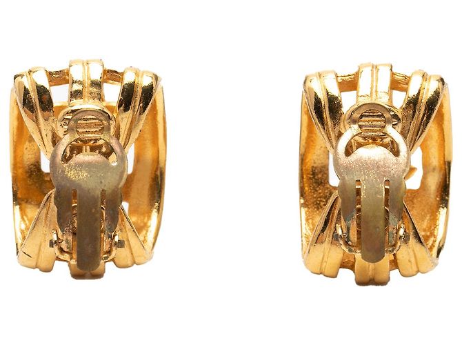 Orecchini a cerchio con clip in oro placcato CC dorato Chanel D'oro - vista 2