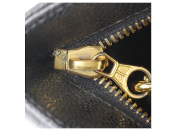 Borsa Medallion in Caviar Nero di Chanel - vista 8