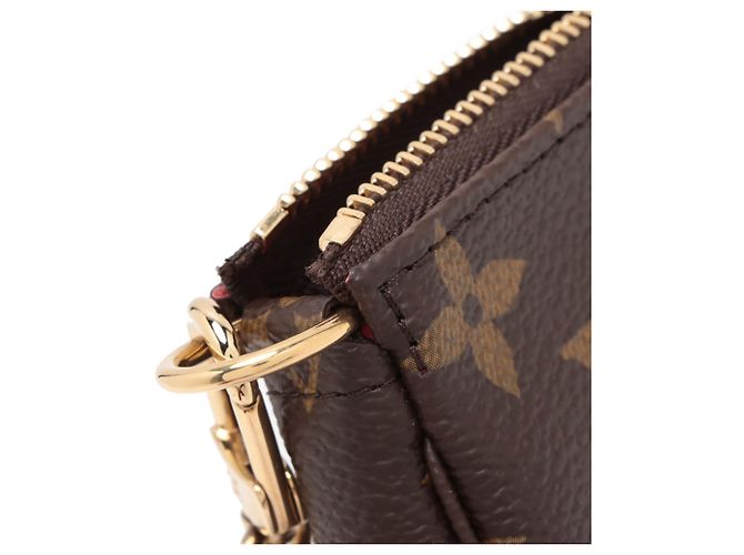 Mini Pochette Accessoires Vivienne Skateboard Monogramma Marrone Louis Vuitton - vista 5