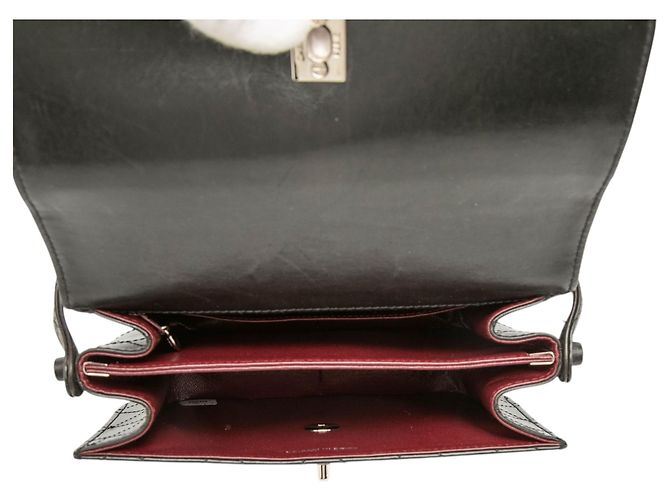 Borsa a spalla in pelle di agnello trapuntata nera CC di Chanel Nero - vista 4