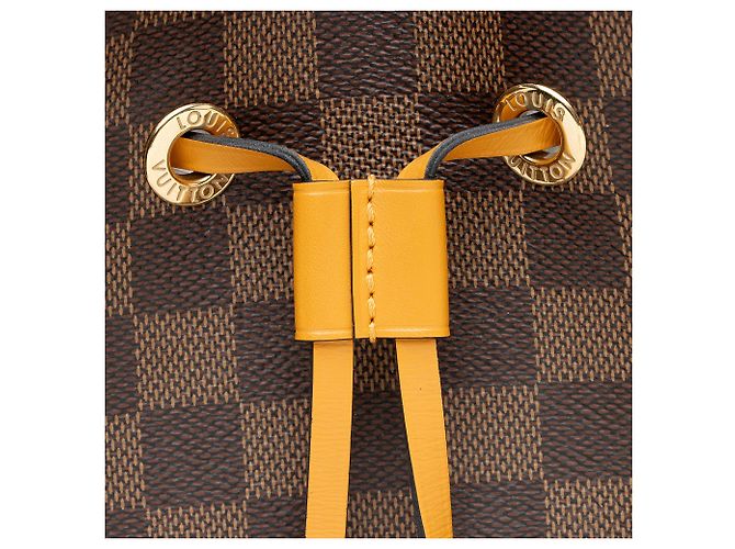 Néonoé Borsa a Spalla Neonoe MM Damier Ebene di Louis Vuitton Marrone - vista 10