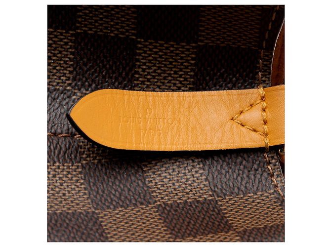 Néonoé Borsa a Spalla Neonoe MM Damier Ebene di Louis Vuitton Marrone - vista 8
