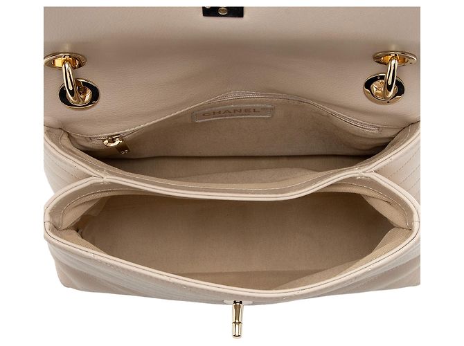 Gabrielle Chanel Chevron Kalbsleder Chic Kleine Handtasche Braun Beige - Ansicht 7