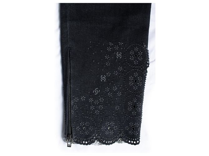 Chanel, schwarze Jeans mit floralem Laserschnittdruck - Ansicht 5
