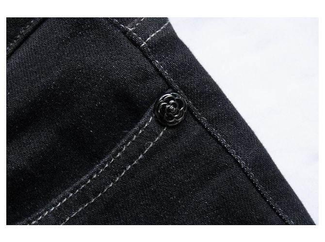 Chanel, schwarze Jeans mit floralem Laserschnittdruck - Ansicht 8