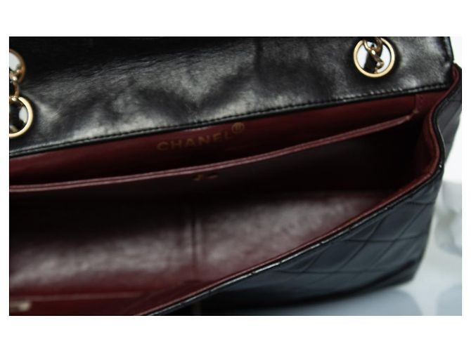 Chanel, Klassische Umhängetasche in Schwarz - Ansicht 8