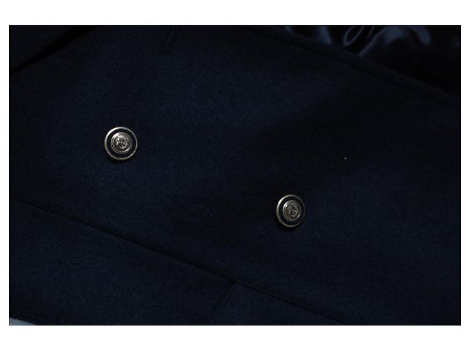 Saint Laurent, schwarzer Mantel 2020 mit militärischen Details - Ansicht 8