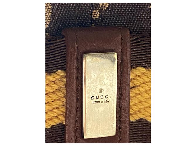Cappello Bucket Gucci GG Supreme Canvas Marrone e Giallo - vista 2