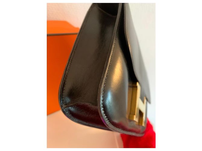 Borsa a tracolla Hermès Constance in pelle nera Nero - vista 4