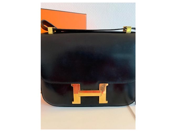 Borsa a tracolla Hermès Constance in pelle nera Nero - vista 8