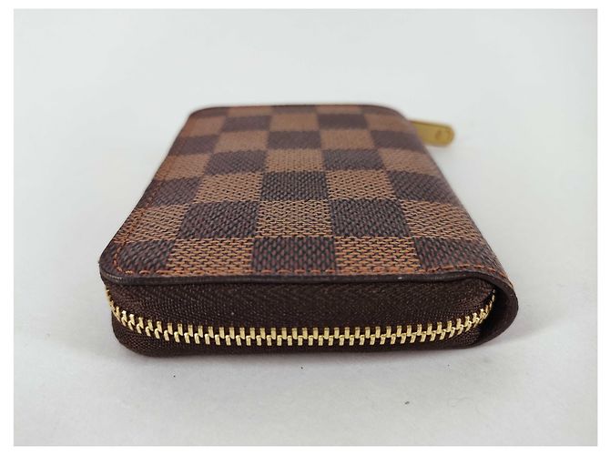 Porta-moedas Zippy com cadeado Louis Vuitton em python impresso Monogram Marrom - vista 4