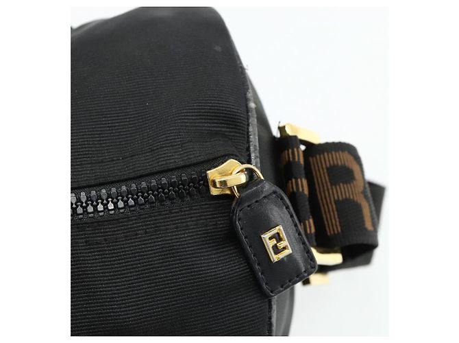 Borsa FENDI in nylon 2 in 1 nera e oro Auth bs34931 Nero D'oro - vista 16