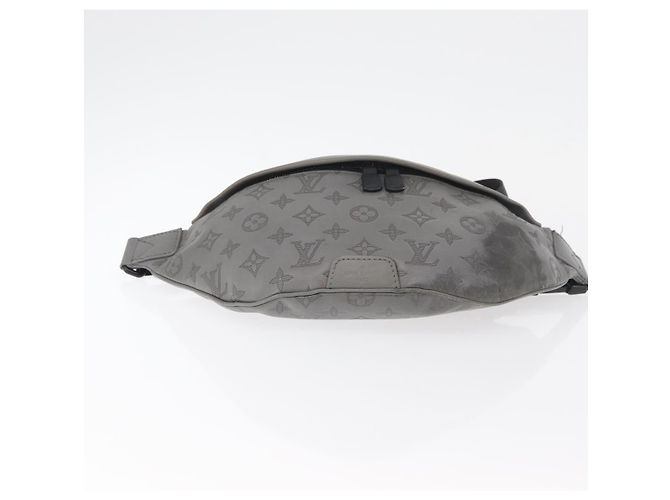 LOUIS VUITTON Marsupio Monogram Shadow Discovery PM Grigio M46108 LV Auth 177293 Marrone - vista 11
