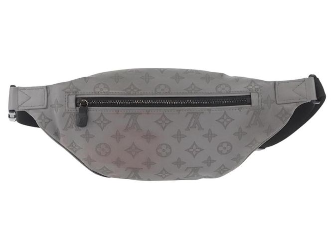 LOUIS VUITTON Marsupio Monogram Shadow Discovery PM Grigio M46108 LV Auth 177293 Marrone - vista 3