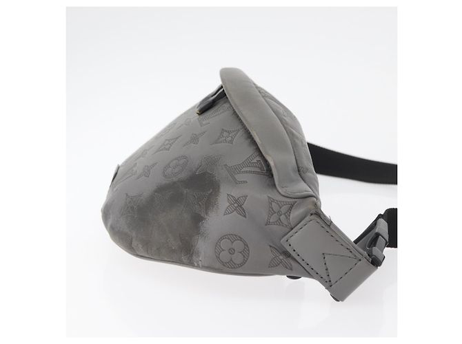 LOUIS VUITTON Marsupio Monogram Shadow Discovery PM Grigio M46108 LV Auth 177293 Marrone - vista 4