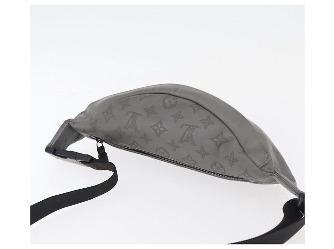 LOUIS VUITTON Marsupio Monogram Shadow Discovery PM Grigio M46108 LV Auth 177293 Marrone - vista 8