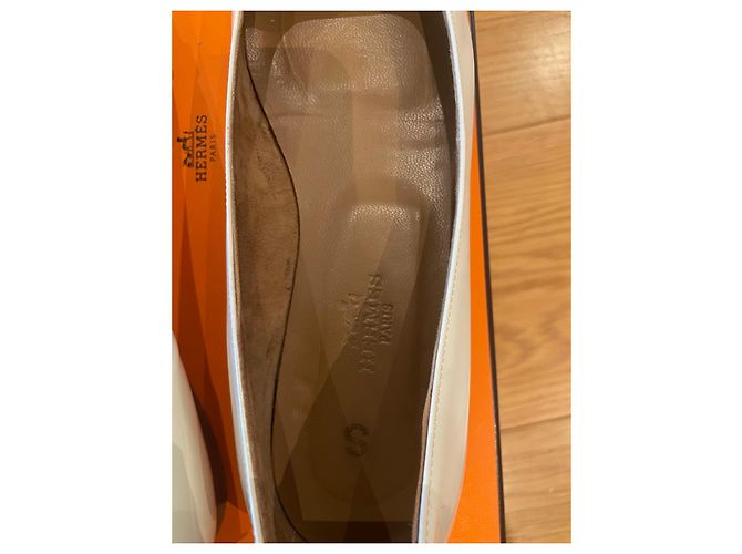 Bailarinas Hermès cuero charol blanco - vista 5