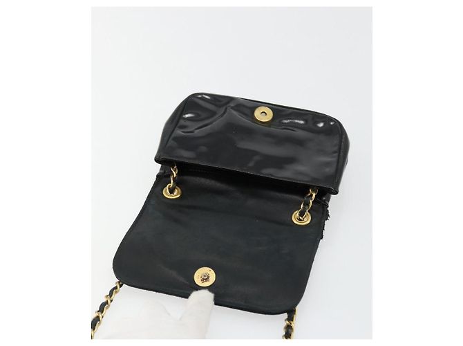 CHANEL COCO Borsa a Spalla Mark Chain Pelle Verniciata Nera Oro CC Auth 177993 Nero D'oro - vista 14