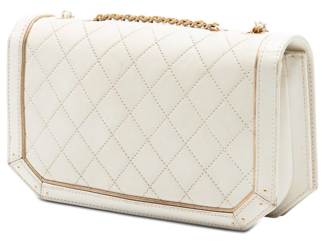 Chanel Medium Matelassé Pelle di vitello Octagon CC Clasp con patta Bianco - vista 2