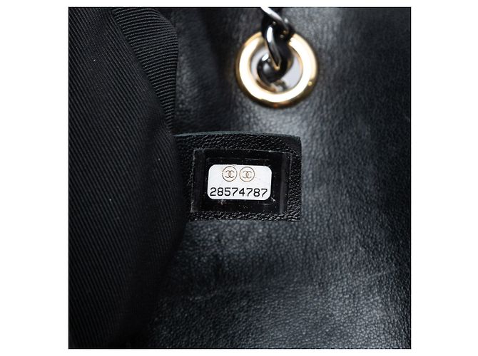 Chanel Matelassé Pelle di Pecora Turn e Lock con Patta Nero - vista 6