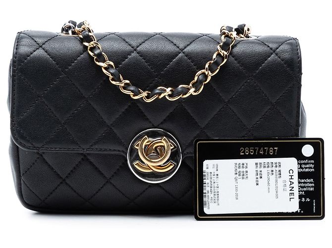 Chanel Matelassé Pelle di Pecora Turn e Lock con Patta Nero - vista 8