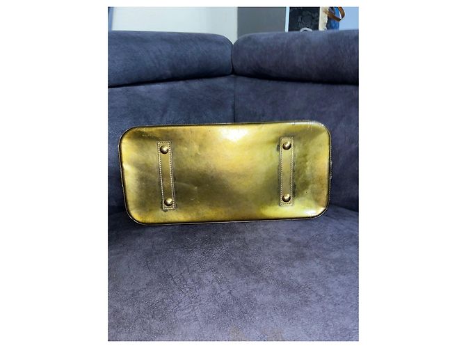 Borsa Louis Vuitton Alma Monogram Vernis Dorata D'oro - vista 7