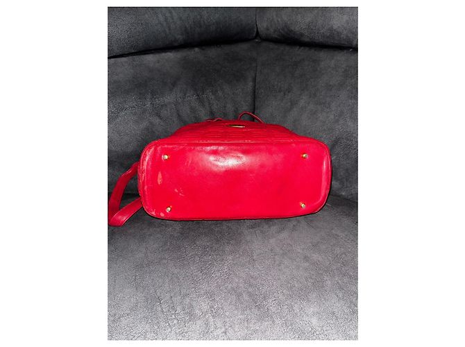 Borsa a secchiello Balenciaga in pelle trapuntata rossa Rosso - vista 3