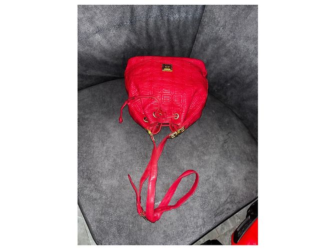 Borsa a secchiello Balenciaga in pelle trapuntata rossa Rosso - vista 6