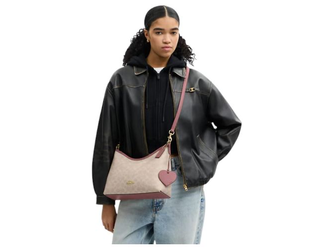 Borsa a spalla Coach Laurel in tela Signature con charm a cuore Beige - vista 2