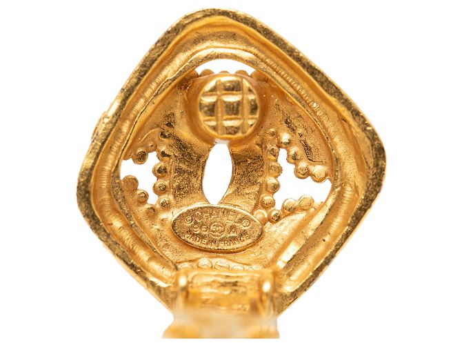 Orecchini a clip a forma di rombo placcati in oro CC dorato Chanel D'oro - vista 3