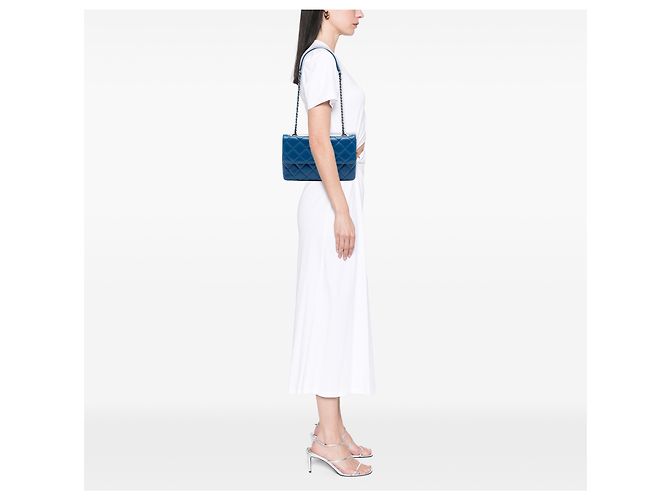 Chanel Blu Medio Pelle di Agnello Trapuntata Trendy CC - vista 7