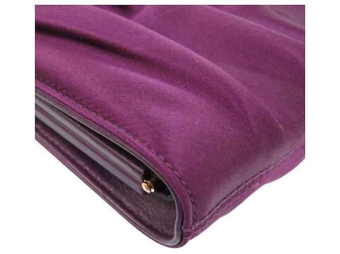 Salvatore Ferragamo Clutch Gancini in satin viola con catena Ferragamo Porpora Viola scuro - vista 10