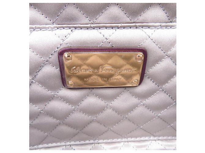 Salvatore Ferragamo Clutch Gancini in satin viola con catena Ferragamo Porpora Viola scuro - vista 5
