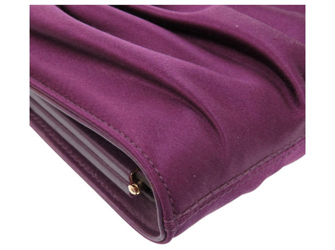 Salvatore Ferragamo Clutch Gancini in satin viola con catena Ferragamo Porpora Viola scuro - vista 7