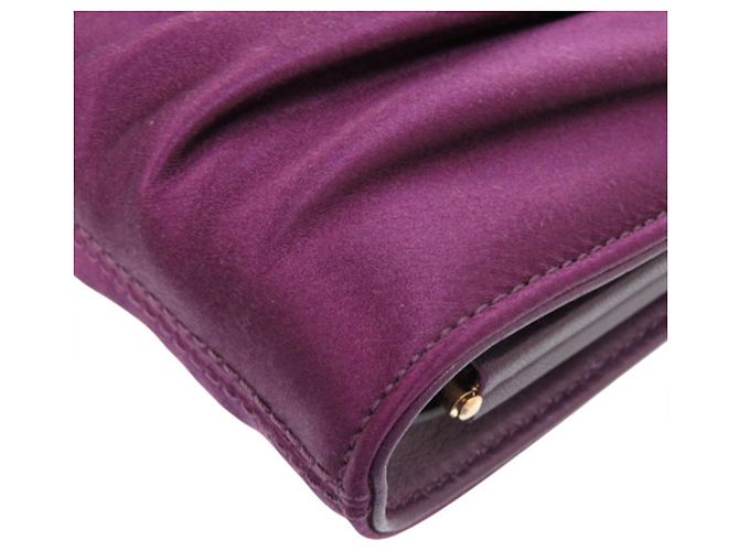 Salvatore Ferragamo Clutch Gancini in satin viola con catena Ferragamo Porpora Viola scuro - vista 9