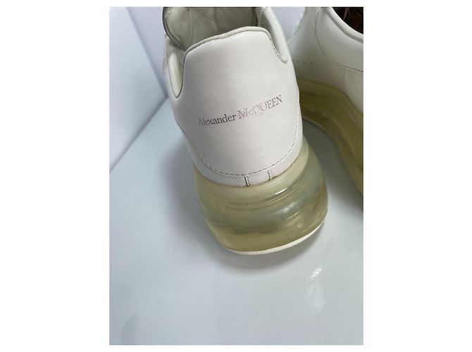 Alexander McQueen Oversized Sneaker aus Leder - Weiß - Ansicht 7