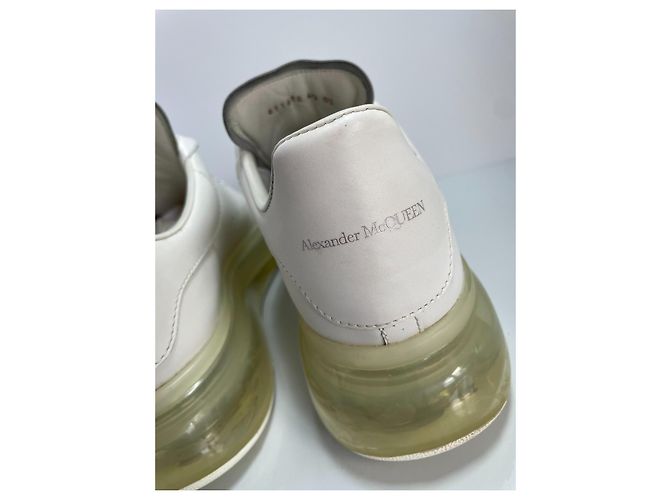 Alexander McQueen Oversized Sneaker aus Leder - Weiß - Ansicht 8