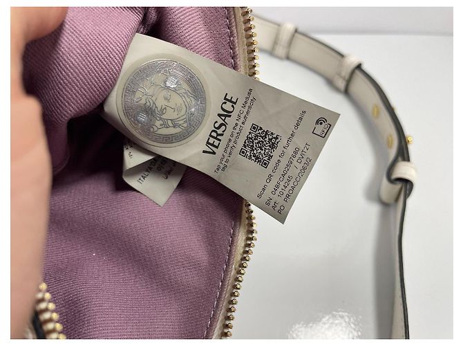 Borsa a tracolla in pelle Versace Medusa - Crema Crudo - vista 10