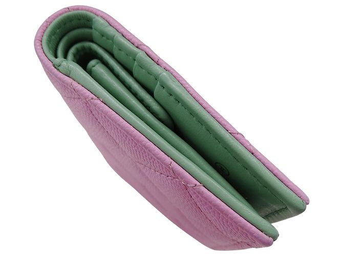 Billetera bi-fold Chanel en piel de ternera granulada Rosa Verde - vista 3