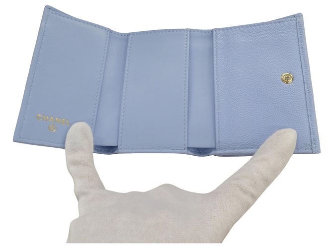 Chanel Hellblau Tri-Fold Geldbörse - Ansicht 5
