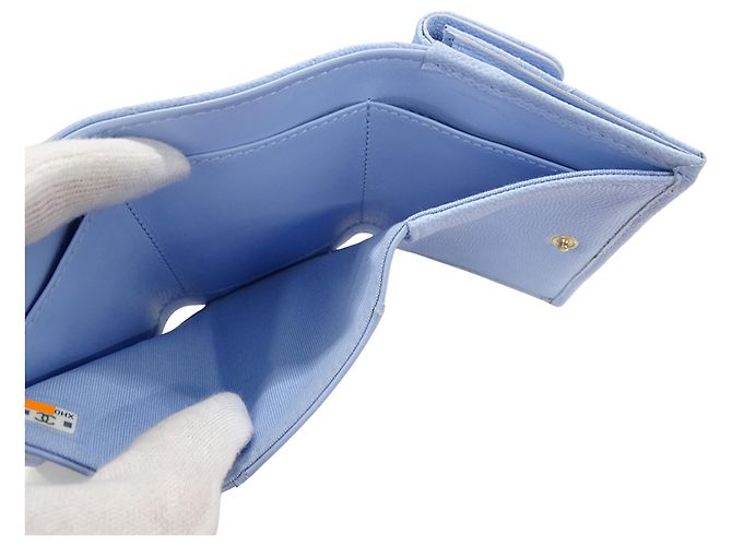 Chanel Hellblau Tri-Fold Geldbörse - Ansicht 6