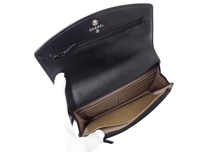 Billetera bi-fold matelassé de Chanel Negro - vista 5