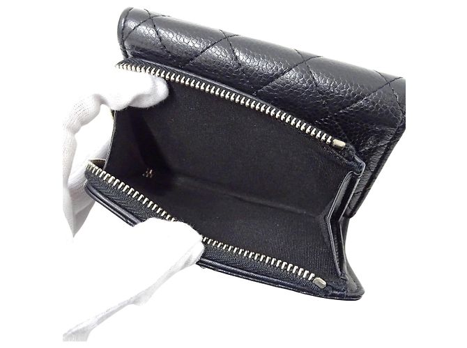 Portafoglio tri-fold da donna Chanel Matelassé Nero - vista 11