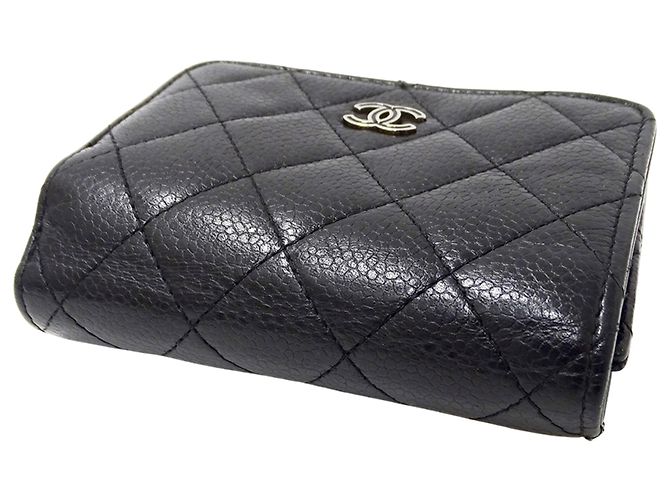 Portafoglio tri-fold da donna Chanel Matelassé Nero - vista 13