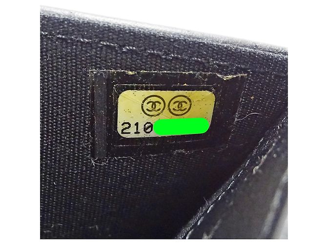 Portafoglio tri-fold da donna Chanel Matelassé Nero - vista 6