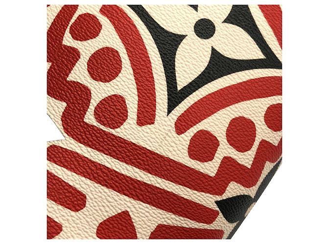 Louis Vuitton LV Crafty Neverfull MM Handbag Red - view 4