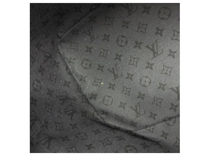 Louis Vuitton LV Crafty Neverfull MM Handbag Red - view 9