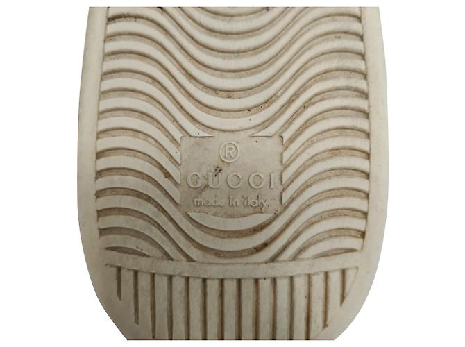 Sneakers basse Gucci Ace Bee in pelle bianca Bianco - vista 9